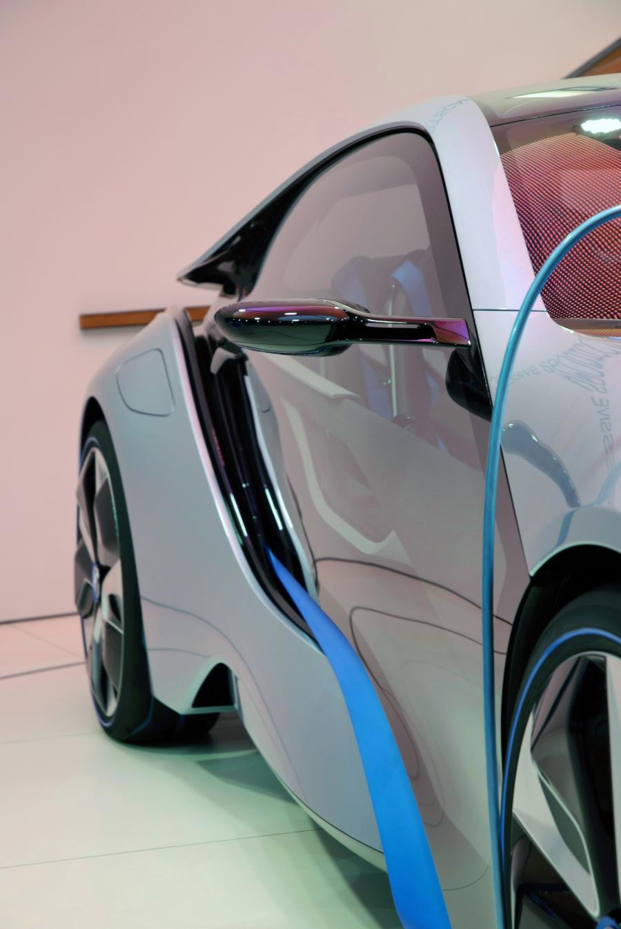 BMW i8 Concept 2011 года  (фото 26 из 123)